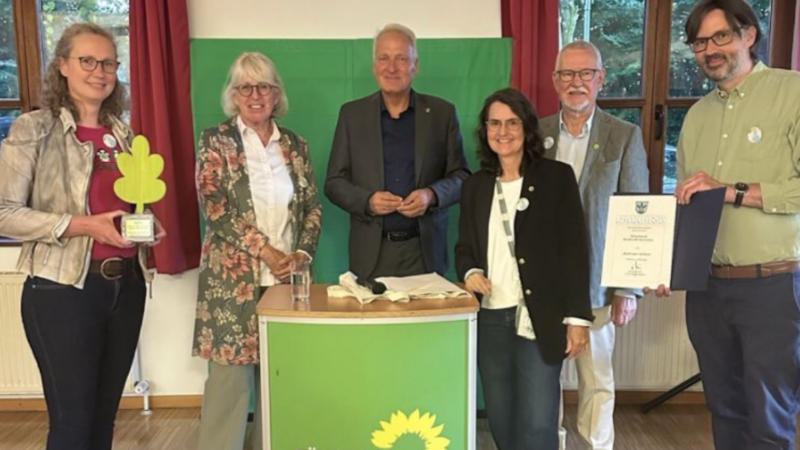 Rike Schiele, Inge Hofmann, Peter Münster, Ursula Kelichhaus, Hans Sautmann, Jan Bertram bei der 40-Jahr-Feier des Ortsverbandes